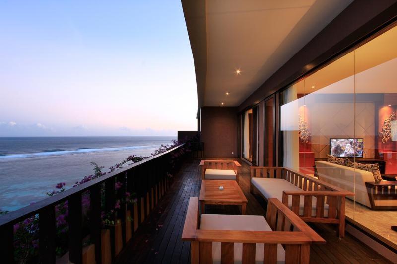 Ulu Segara Luxury Suites & Villas Nusa Dua  Rum bild